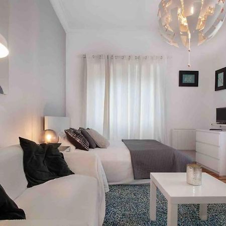 Apartment 1 Center Coimbra Bagian luar foto